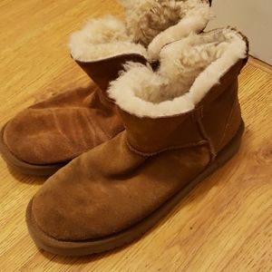 Koolaburra by UGG short boots